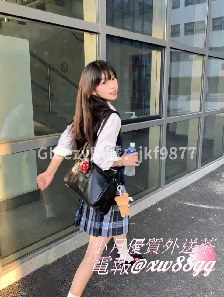 洛洛.jpg