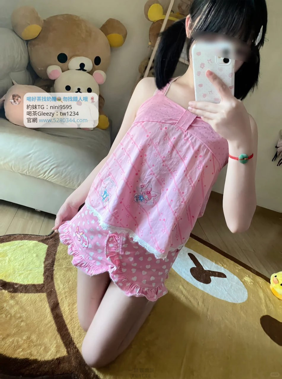 蘿莉 (1).jpg