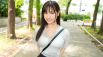 一隻飢餓的雌豹正在交配！她尖叫的高潮聲在你的陰莖中產生共鳴…！她誘惑男性、榨取男性精液的最有力武器，就是她那豐滿、顫動的乳房，以及她那千變萬化的