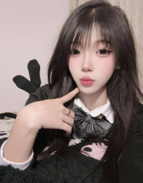 小柔 163cm / 46kg / C奶 / 21歲  粉嫩緊緻的白虎小穴已悄悄濕...