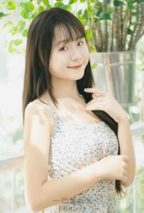 「黑絲長腿」太吸睛！甜美臉蛋反差魅力掀話題