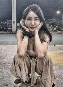 上班規定不能穿太辣下了班全都露給你看
