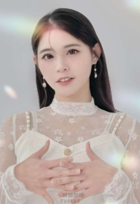 桃氣女孩啦啦隊總監陸筱晴 秀出甜美魅力!