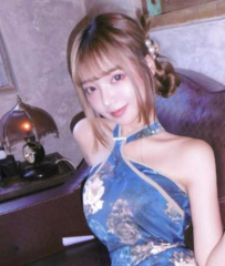 比基尼甜美現身！讓人驚呼「太犯規」，S曲線一覽無遺