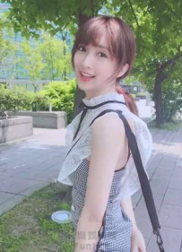 超純氣息超想保護 小熊 「天菜顏值+甜美笑容」