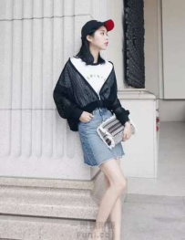 天使降臨白皙肌膚美到我一個不要不要