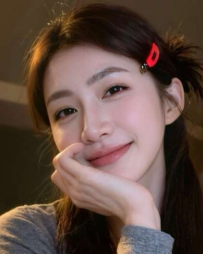 甜美顏值大解放！烏黑長髮襯托絕美曲線電暈22萬粉絲