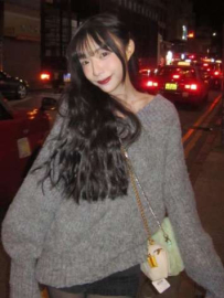 高馬尾甜笑搭配健美曲線，超狂比例讓觀眾窒息