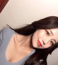 高冷火辣正妹 白嫩雪乳 當她男友一定很幸福！