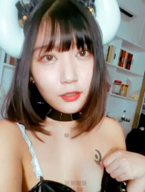 身材雖肉肉但有肉的地方超豐滿 讓人鼻血直流阿...