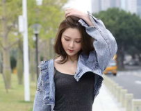 熱褲涼高牛仔美女